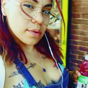 Meet your Posher, Gisela